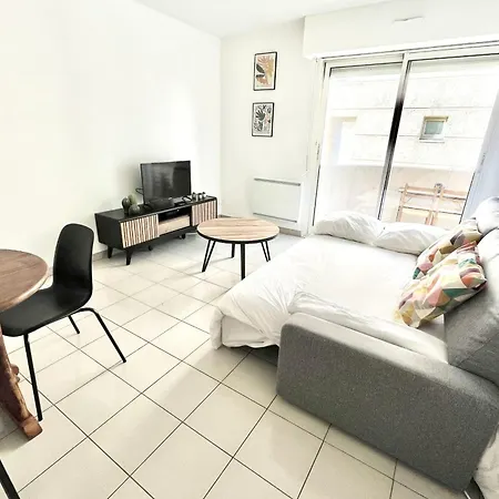 Apartment - Close To Tramway *