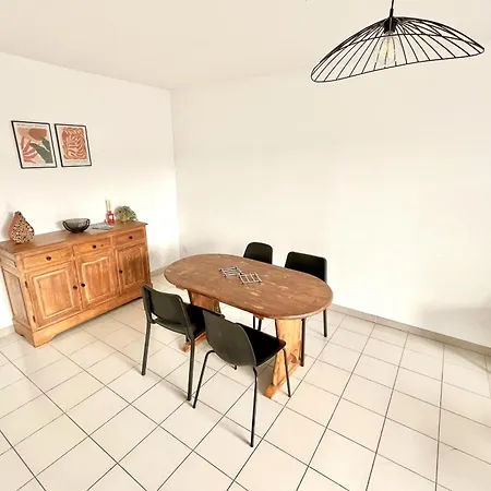Apartment - Close To Tramway *